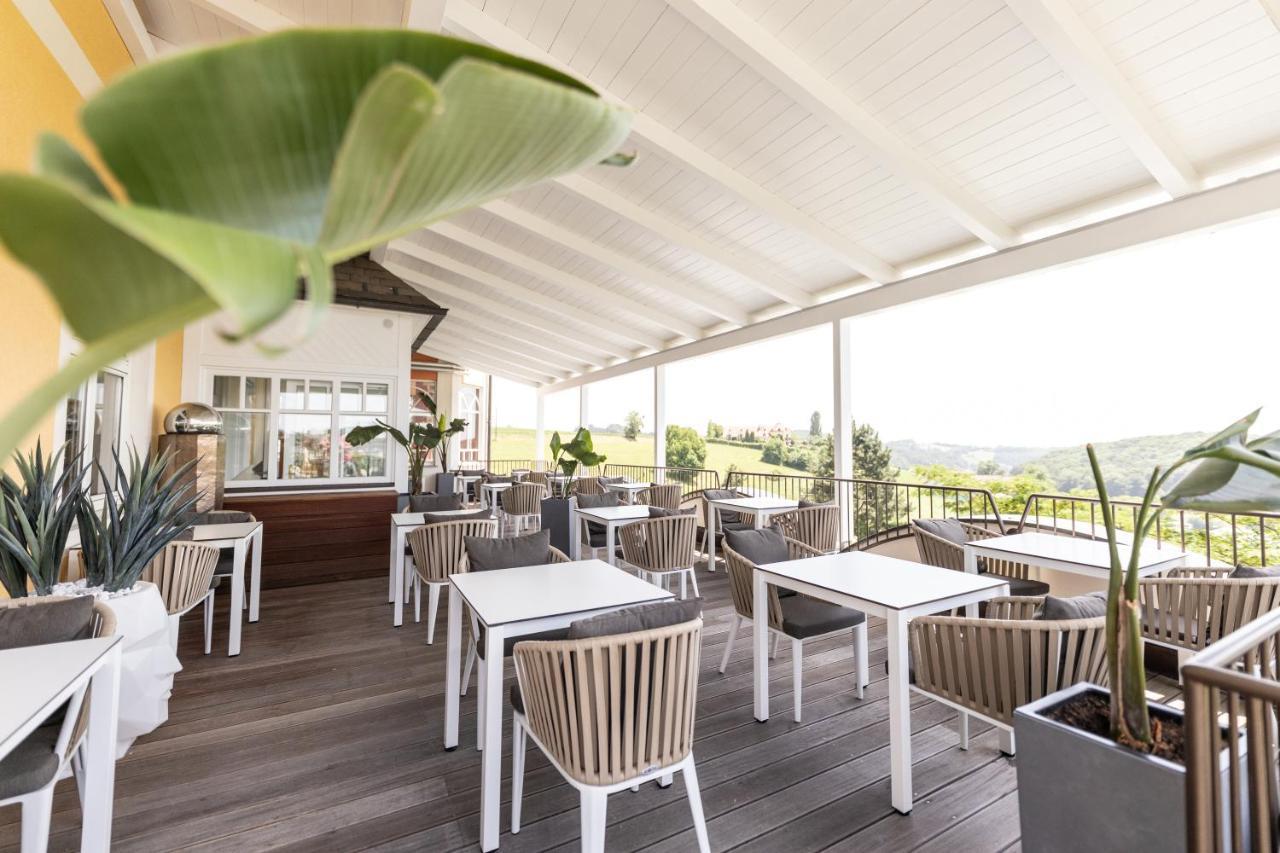 Maiers Kuschelhotel Loipersdorf Deluxe - Adults Only Fürstenfeld Buitenkant foto