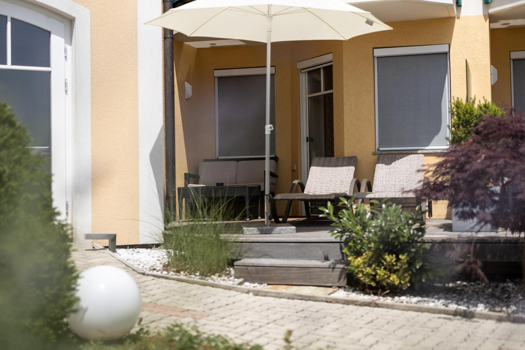 Maiers Kuschelhotel Loipersdorf Deluxe - Adults Only Fürstenfeld Buitenkant foto