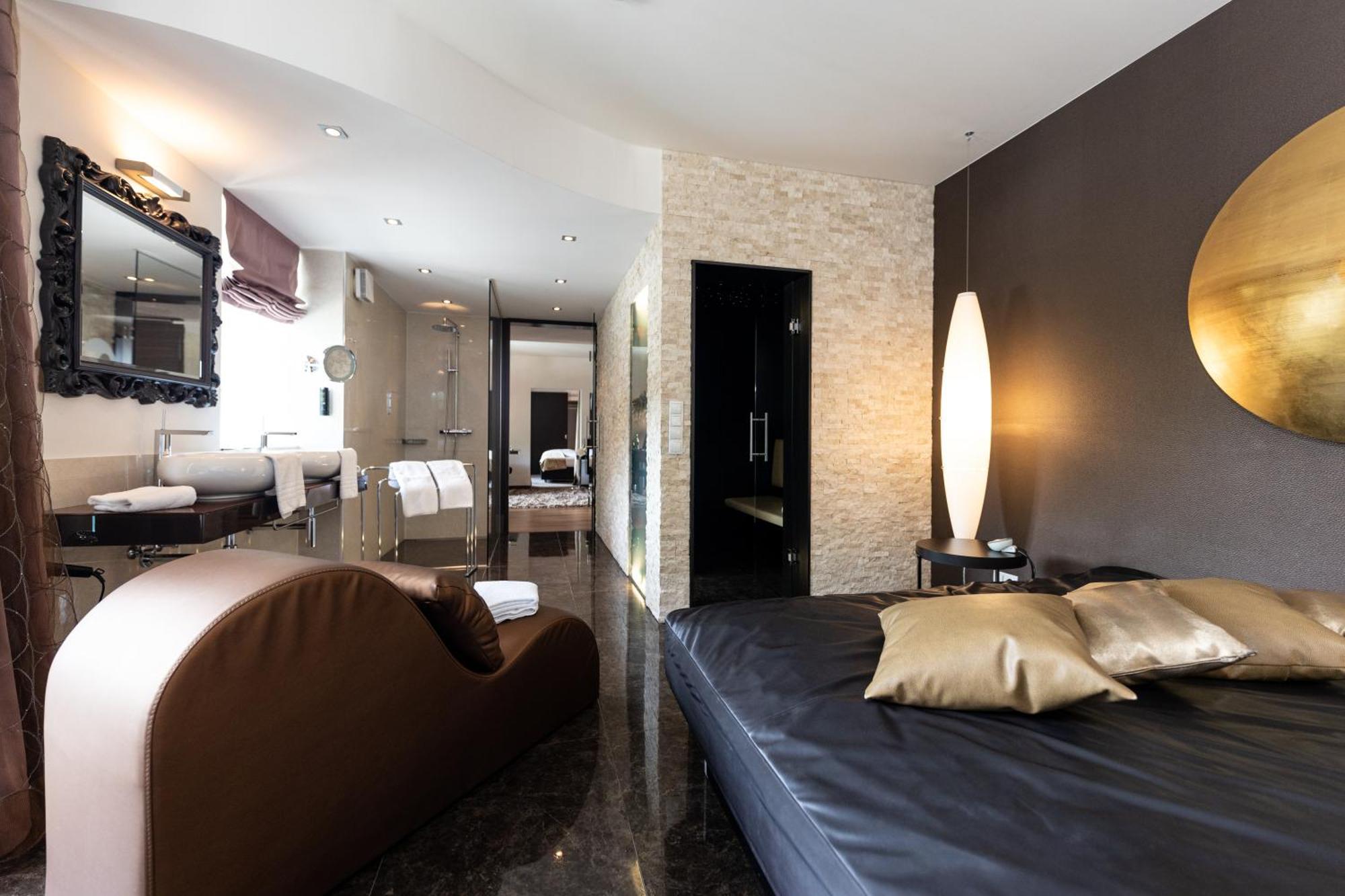 Maiers Kuschelhotel Loipersdorf Deluxe - Adults Only Fürstenfeld Buitenkant foto
